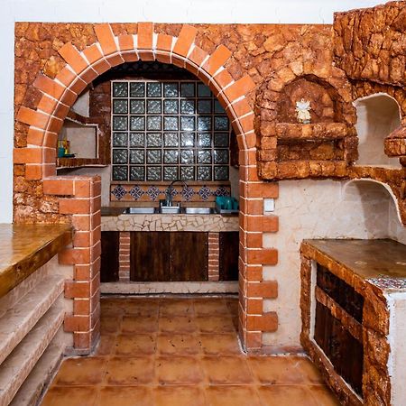 Vica Guest House Con Piscina En La Entrada De La Zona Hotelera Канкун Екстер'єр фото
