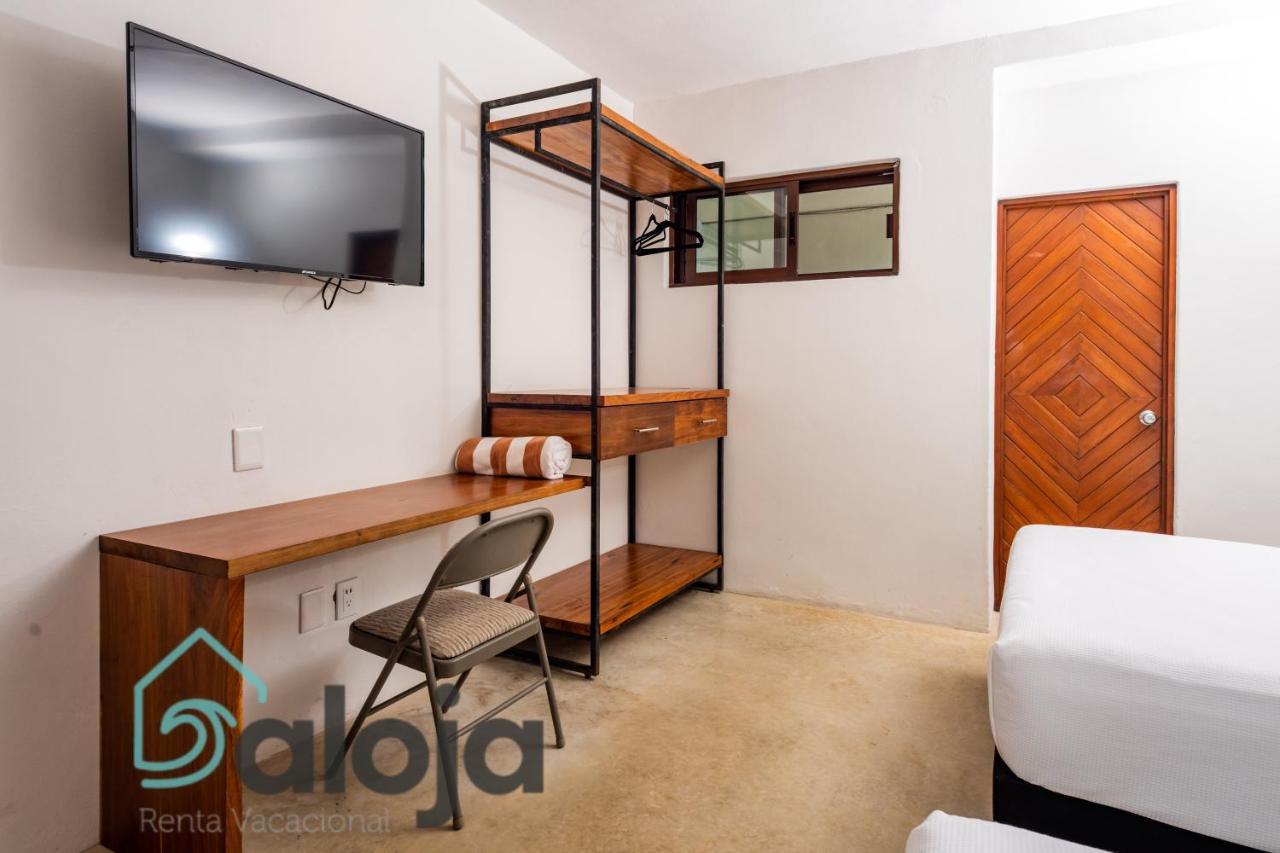 Vica Guest House Con Piscina En La Entrada De La Zona Hotelera Канкун Екстер'єр фото
