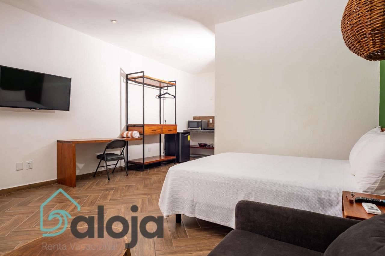 Vica Guest House Con Piscina En La Entrada De La Zona Hotelera Канкун Екстер'єр фото