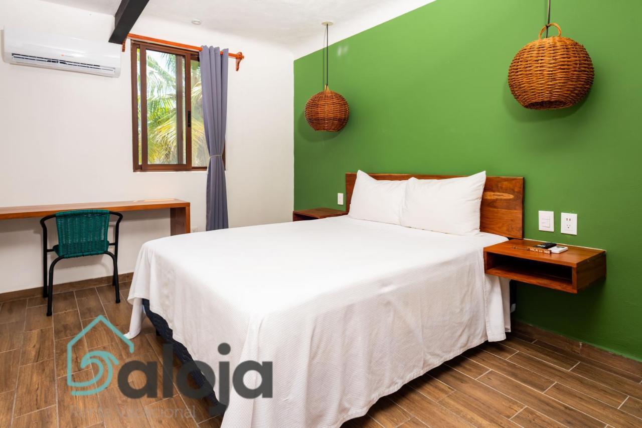 Vica Guest House Con Piscina En La Entrada De La Zona Hotelera Канкун Екстер'єр фото