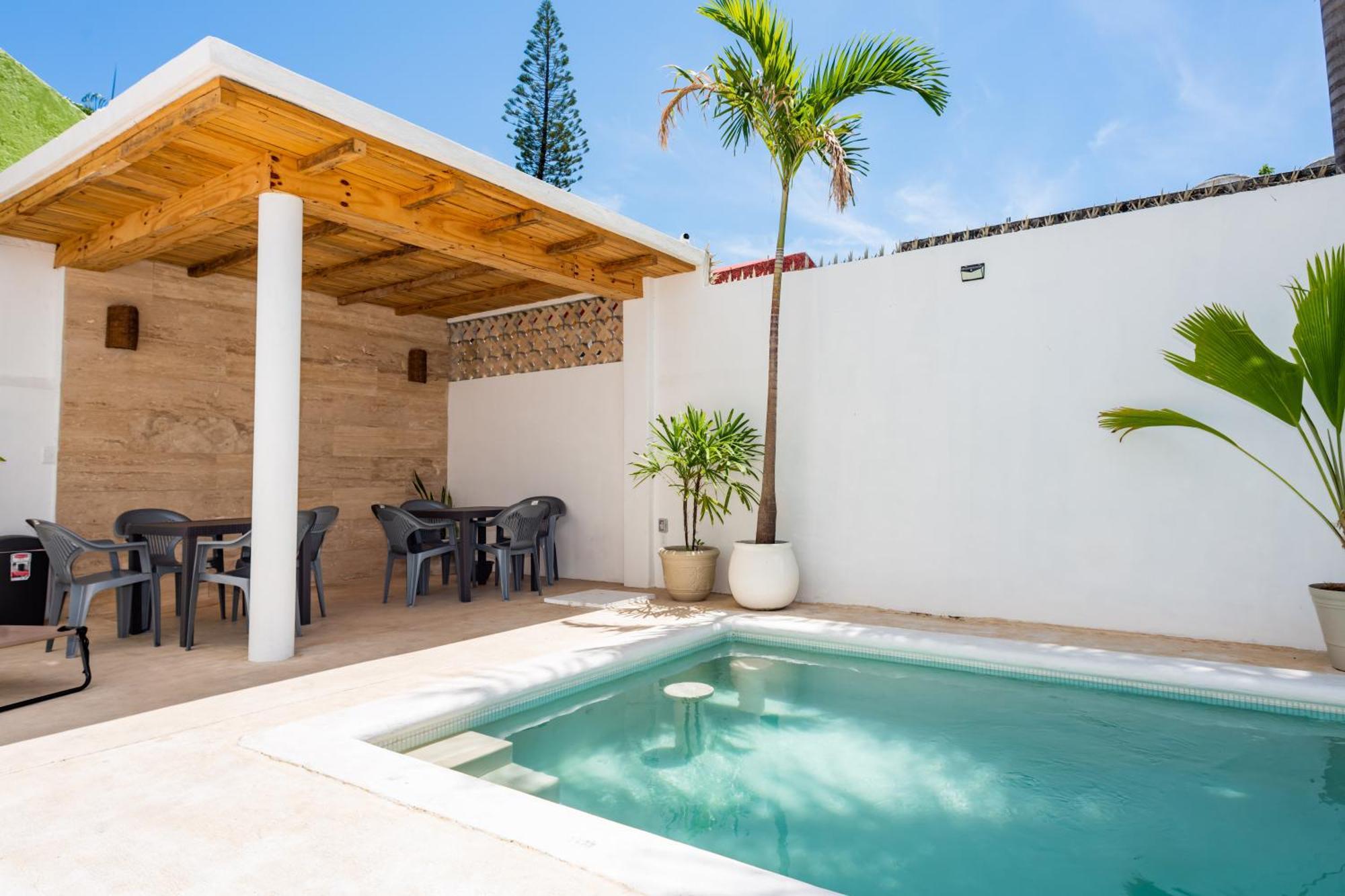 Vica Guest House Con Piscina En La Entrada De La Zona Hotelera Канкун Екстер'єр фото